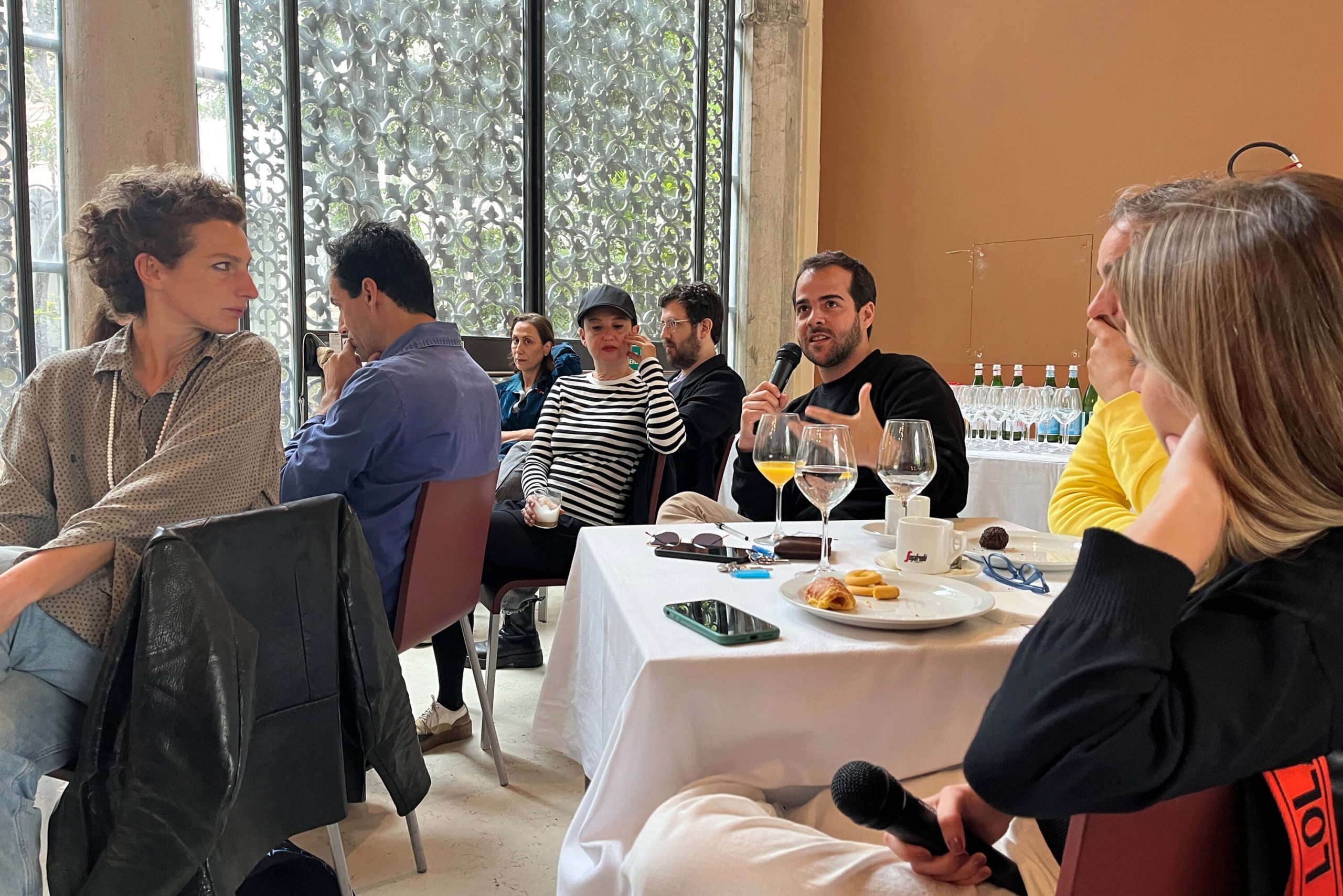 assembly of thought veneza 02